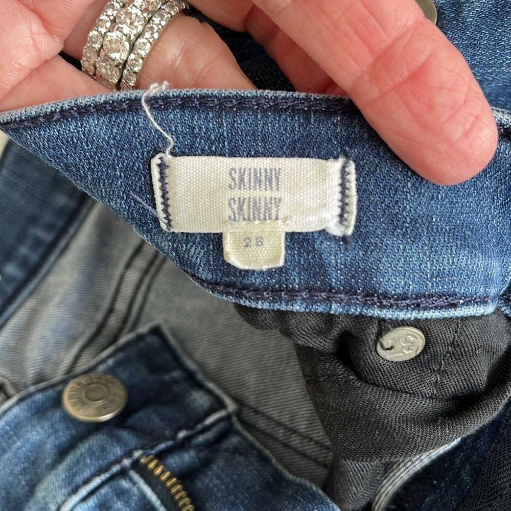 Madewell Cropped Jeans with Zippers - Picture 8 of 10